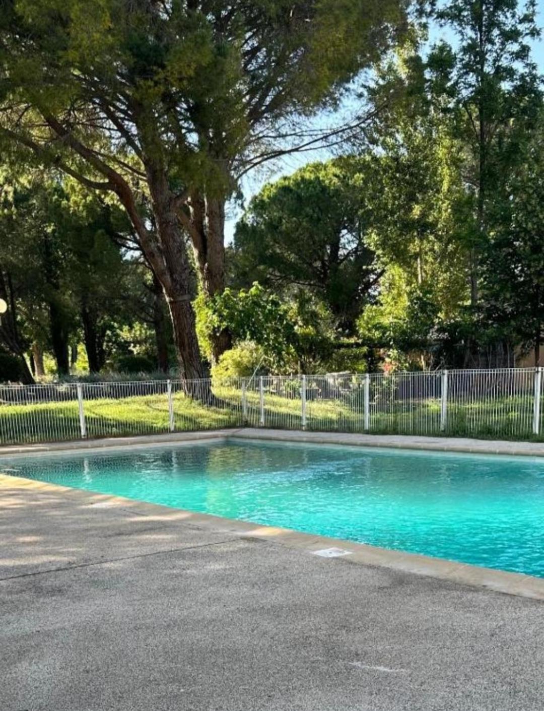 Apartment Studio Village Camarguais Arles